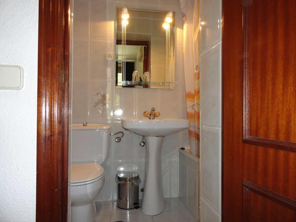 Hostal Fuencarral Kryse Мадрид Екстериор снимка